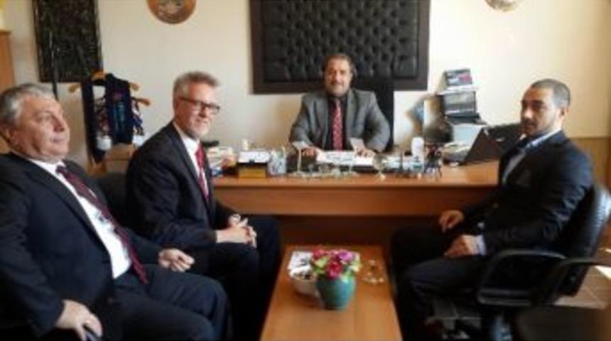 Dezavantajlı &Ccedil;ocuklar Sporla Eğitiliyor