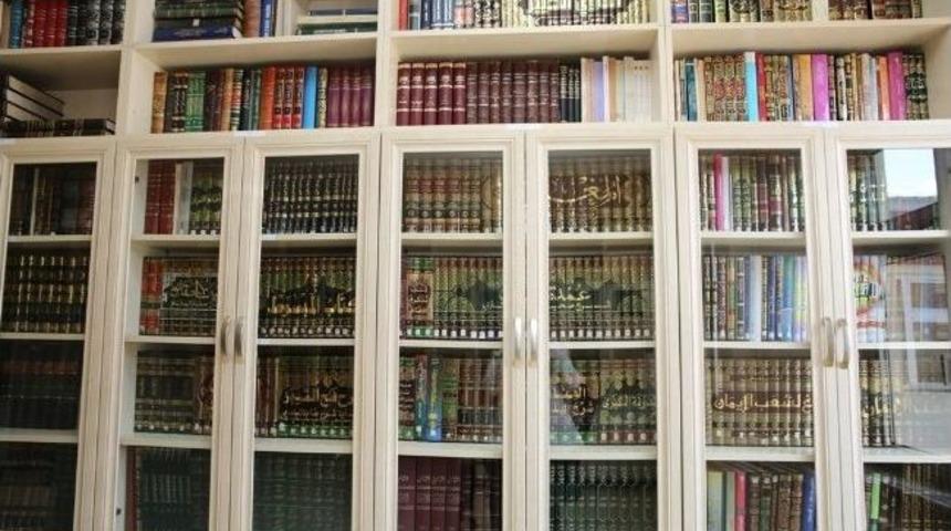 Bayburt &Uuml;niversitesi Yeni K&uuml;t&uuml;phanesine Kavuştu