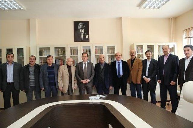 Bayburt Üniversitesi Yeni Kütüphanesine Kavuştu 1