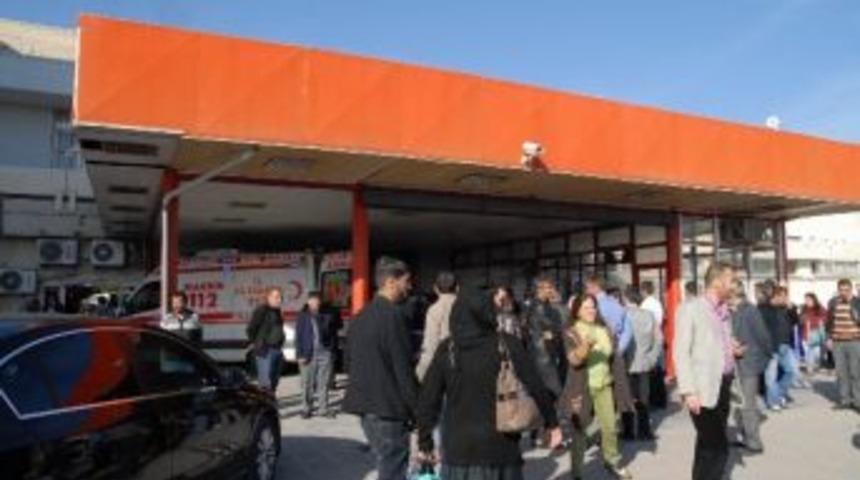 Bdp&rsquo;li Belediye Başkan Yakınlarından Gazetecilere &Ccedil;irkin Saldırı