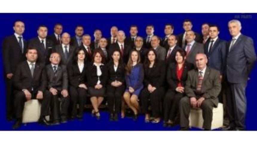 Torbalı'da Belediye Meclisi &Uuml;&ccedil; Partili