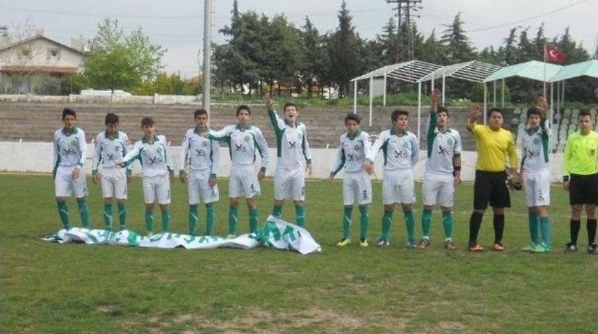 Urla Gen&ccedil;lik U 16 Futbol Ekibi Şampiyon Oldu