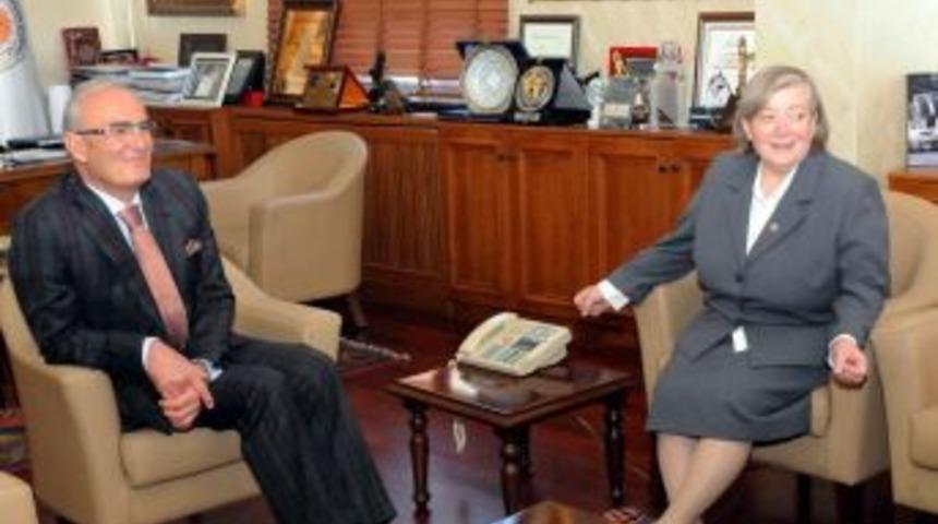 AK Parti Samsun Milletvekili Bakır'dan Yılmaz'a Hayırlı Olsun Ziyareti