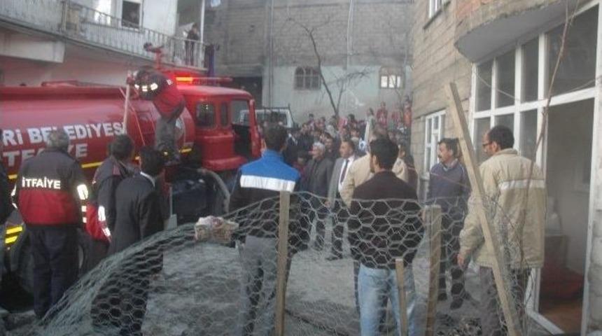 Hakkari’de Yangın