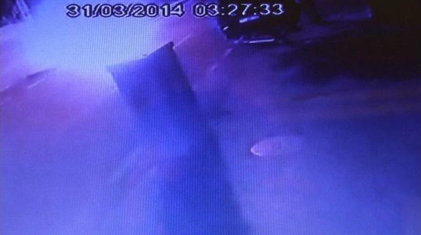 Soğukkanlı Et Hırsızı