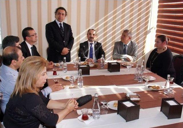 Meslek Mensupları İ&ccedil;in Ge&ccedil;iş D&ouml;nemi Eğitimi 4. Grubu Tamamlandı 1