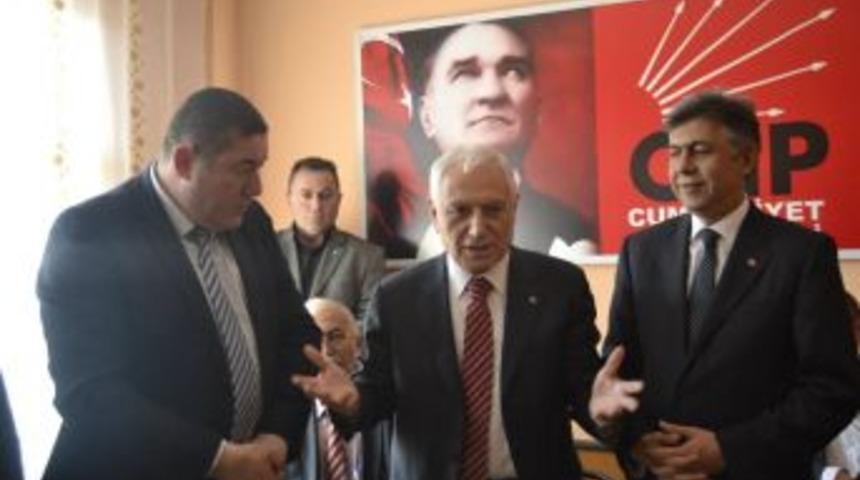 Haberal Nuri Tekin'i ziyaret etti