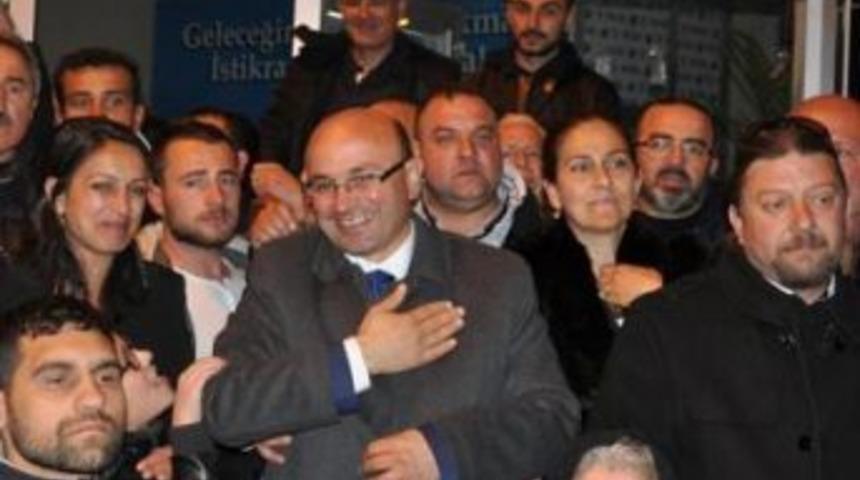 Altınova bir kez daha 'Metin Oral' dedi