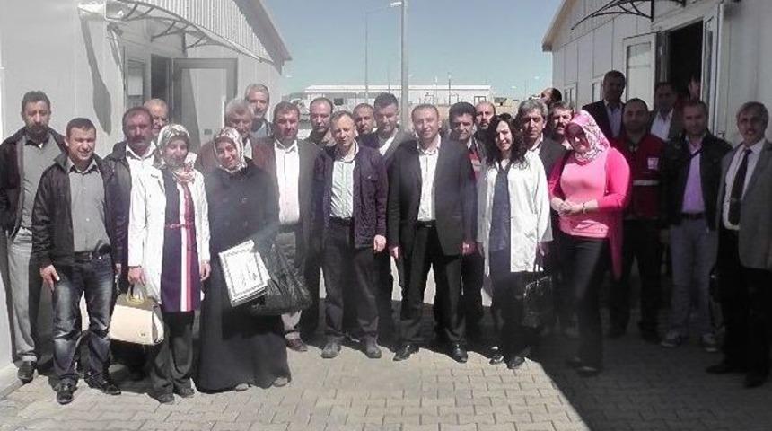 Suriyeli M&uuml;ltecilere T&uuml;rk&ccedil;e Kursu Verildi