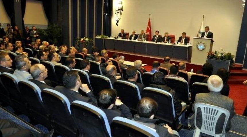 B&uuml;y&uuml;kşehir Belediye Başkanı Mehmet &Ouml;zhaseki: