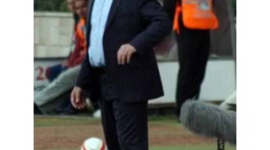 Denizlispor Ka&ccedil;an 1 Puana Yanıyor