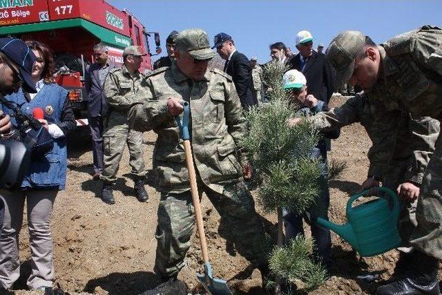 Tsk Elazığ Garnizon Ormanı’na Fidan Dikildi