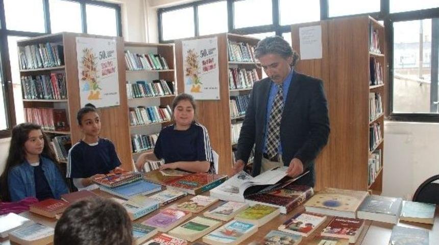 Biga&rsquo;da K&uuml;t&uuml;phane Haftası Kutlandı