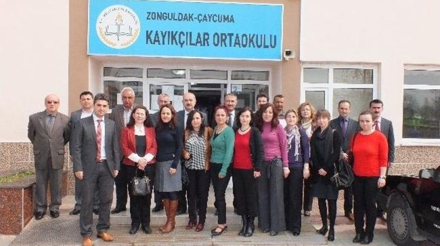 Kayık&ccedil;ılar Ortaokulu&rsquo;nun Engelliler Projesi Birinci Se&ccedil;ildi