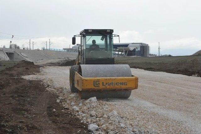 Hızlı Tren İstasyonu Yol Yapım Çalışmaları Başladı