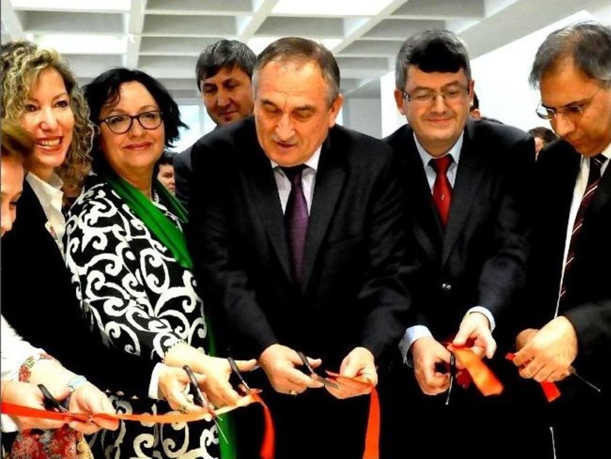 Aib&uuml;&rsquo;den T&uuml;rkiye&rsquo;ye Seramik M&uuml;zesi