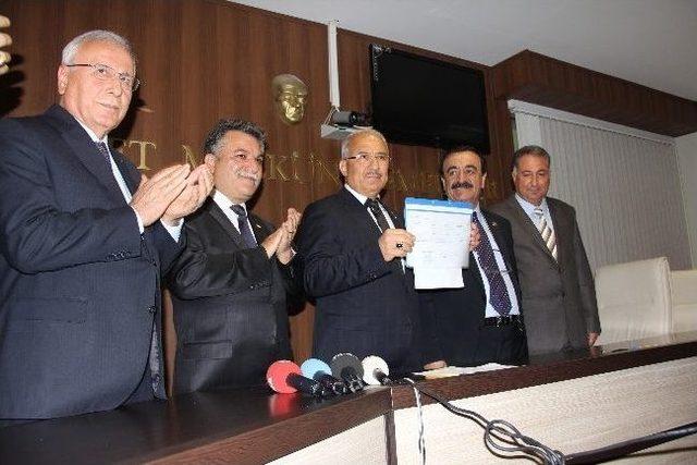 Kocamaz Mazbatasını Aldı 2