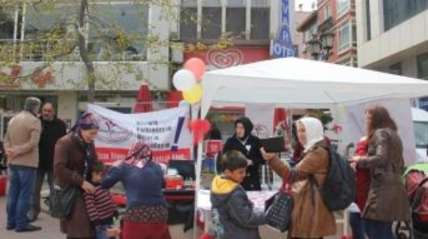 D&uuml;nya Otizm G&uuml;n&uuml;&rsquo;nde Vatandaşı Bilgilendirdiler