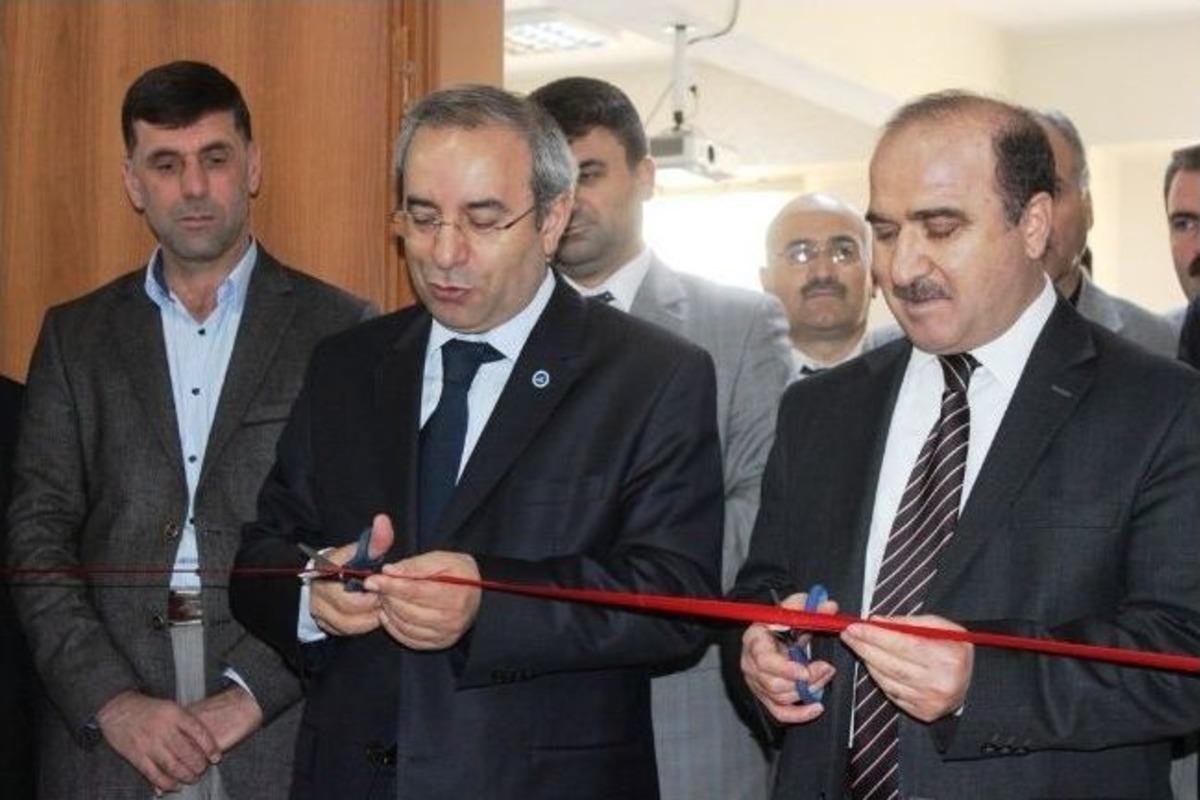 Yy&uuml;&rsquo;de &lsquo;dil Eğitim Laboratuarı&rsquo; A&ccedil;ıldı