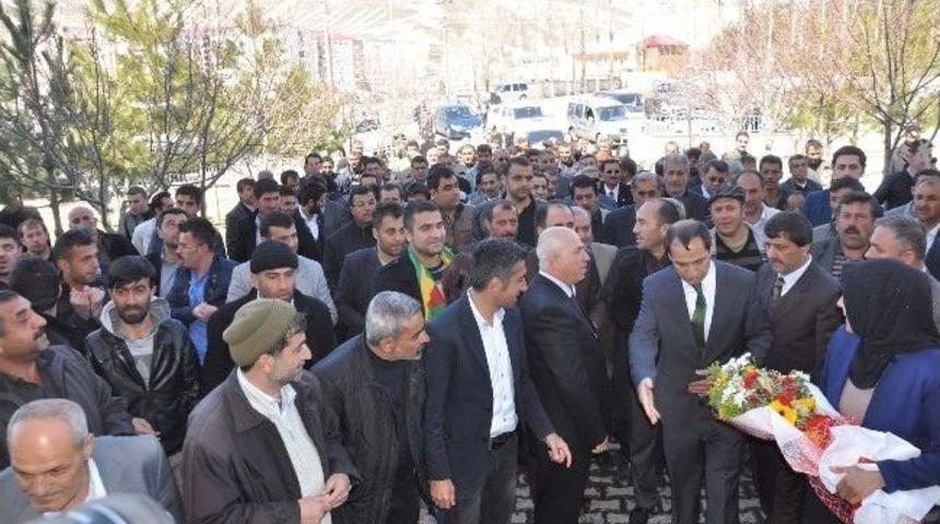 Bdp&rsquo;li Belediye Eş Başkanları G&ouml;reve Başladı