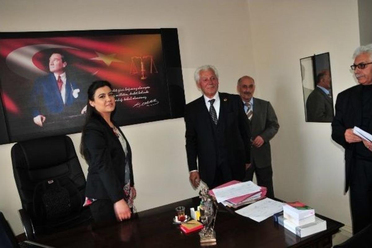 Belediye Başkanları Mazbatalarını Aldı