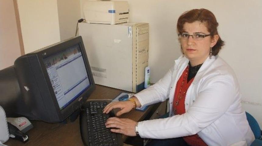 Acılı Hemşirenin 4,5 Yıldır Hukuk M&uuml;cadelesi S&uuml;r&uuml;yor