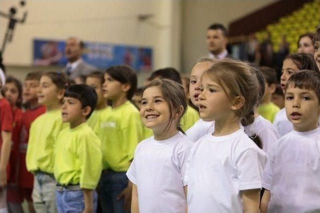 “geleneksel Çocuk Oyunları Şenliği”