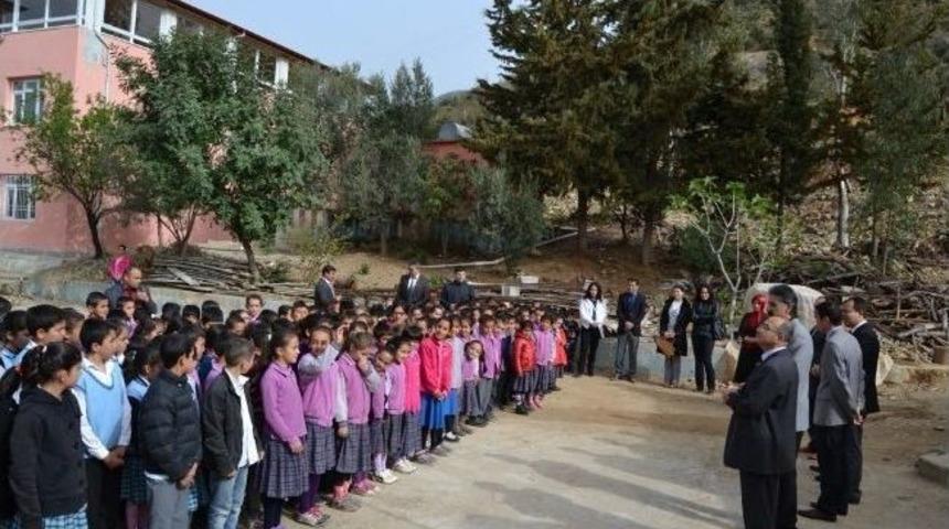 Kaymakam Erkayıran Okulları Gezdi