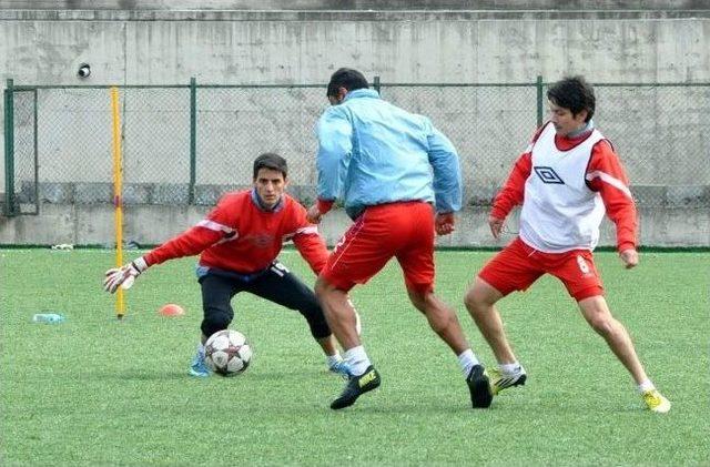 Kömürspor, Kilimli Belediyespor Maçı Hazırlıklarını Sürdürüyor