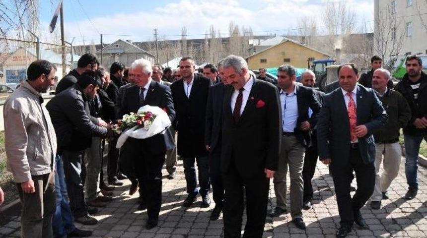 Belediye Başkanı Sarı G&ouml;reve Başladı