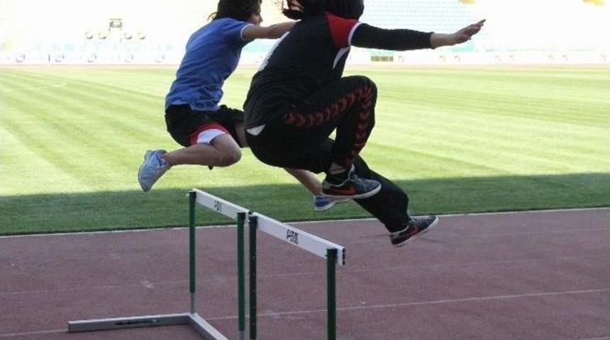 Okullar Arası Puanlı Atletizm İl Birincileri Belli Oldu