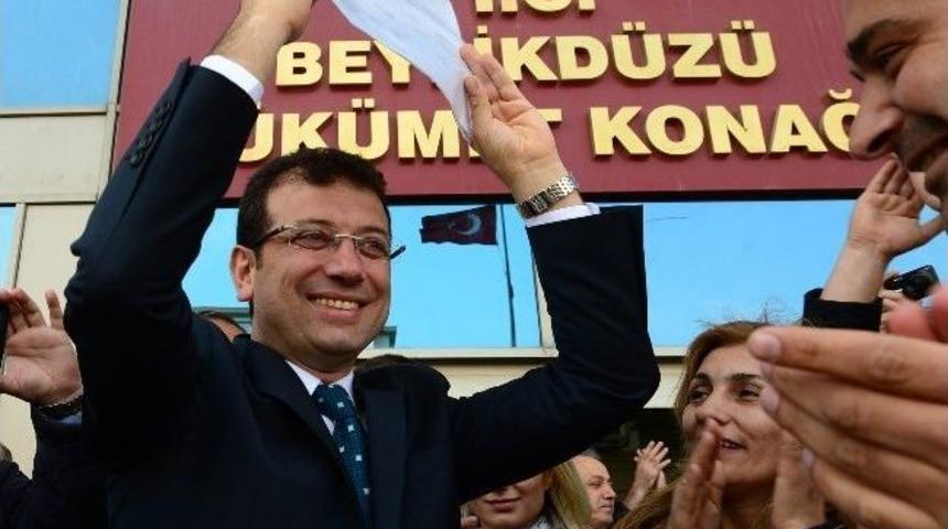 Başkan İmamoğlu Mazbatasını Aldı