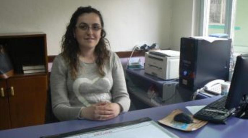 T&uuml;rkiye'nin En Gen&ccedil; Bayan Muhtarı Oldu