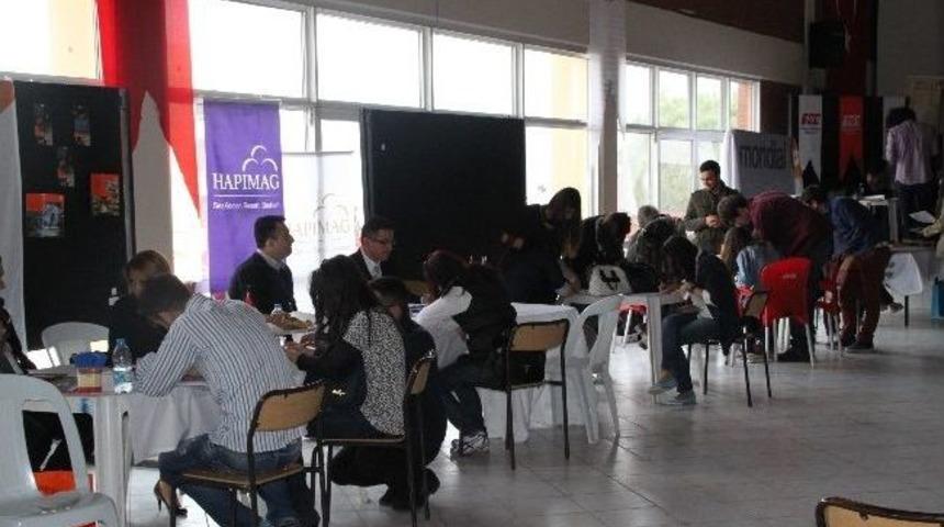 &Ouml;ğrenci-sekt&ouml;r 8&rsquo;inci Defa Buluştu