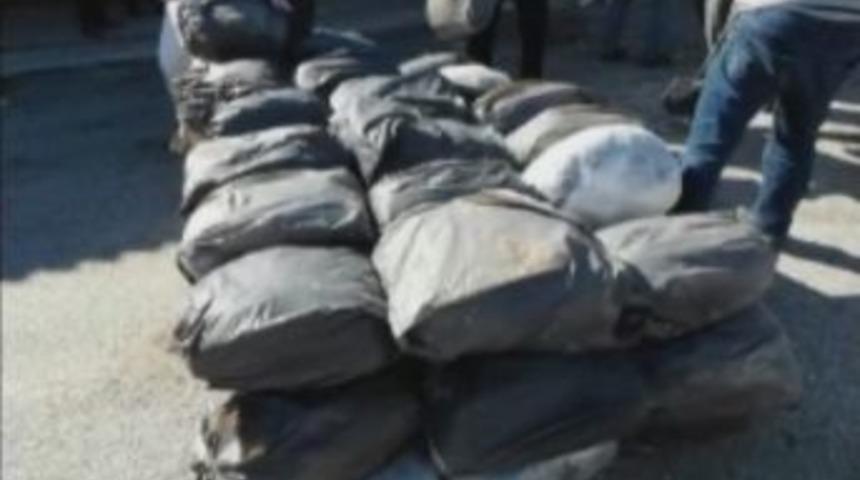 Sakarya'da 648 Kilogram Esrar İle 20 Gram Kokain Ele Ge&ccedil;irildi