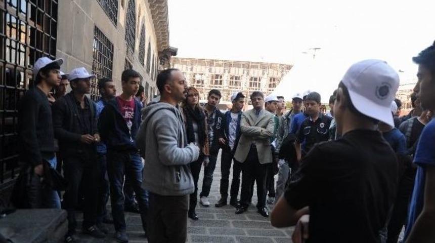 Diyarbakırlı Gen&ccedil;ler Tarihle Tanışıyor