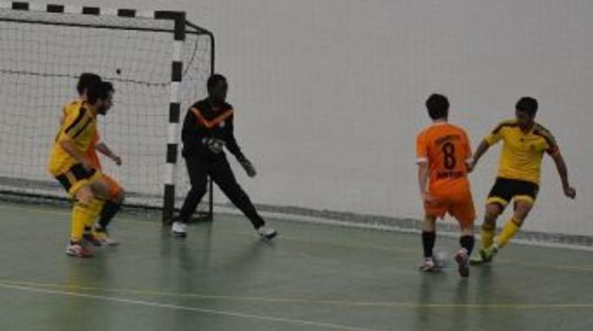 &Uuml;niversiteler Arası Salon Futbolu Grup Birinciliği