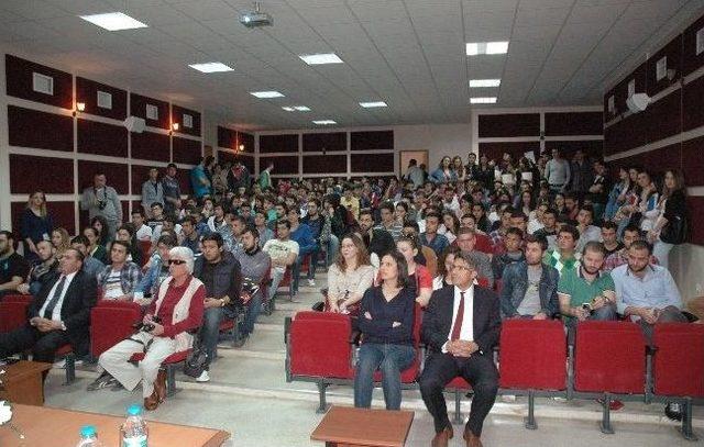 Y&uuml;ksek Okul &Ouml;ğrencilerine  madde Bağımlılığı  Konferansı 1