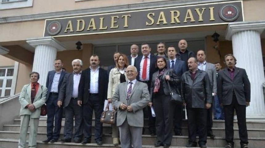 Tekin, Mazbatasını Aldı