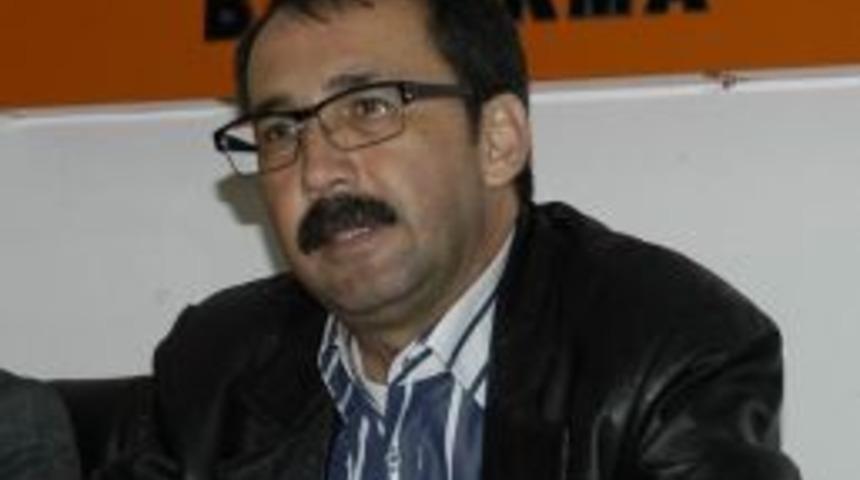 Ak Parti Belediye Başkan Adayı Şekerci Partisinden İstifa Etti