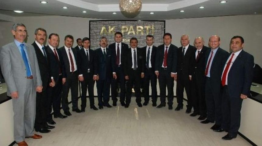 Ak Parti'nin 12 Dev Adamı