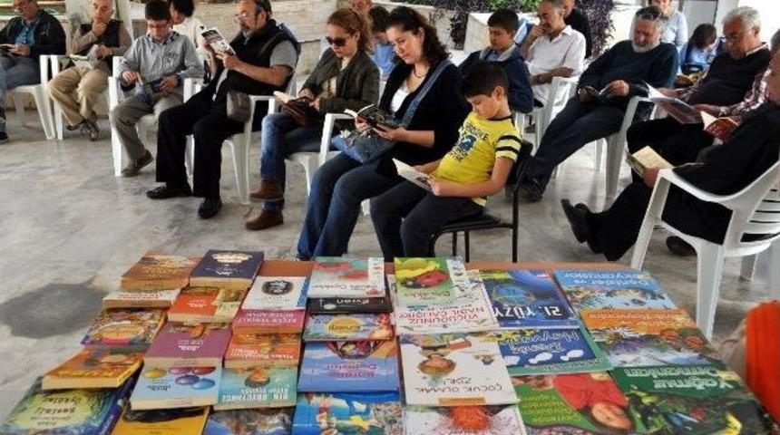 Dat&ccedil;a, T&uuml;m T&uuml;rkiye İle Birlikte Kitap Okudu