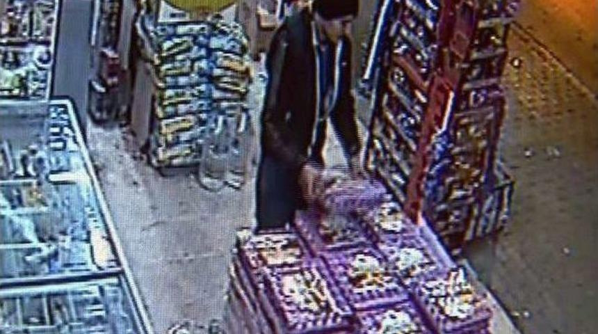 Yumurta Hırsızları G&uuml;venlik Kamerasında