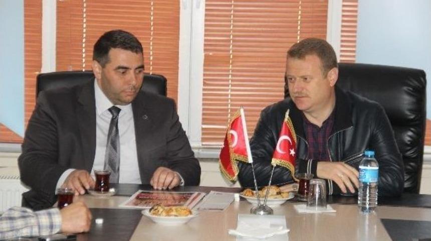 Daniş Teşekk&uuml;r Turlarını S&uuml;rd&uuml;rd&uuml;