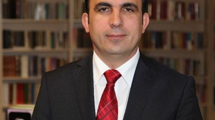 Sel&ccedil;uklu'dan T&uuml;rkiye'de İlk "kurumsal K&uuml;t&uuml;phane" Hizmeti