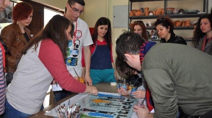 Yabancı &Ouml;ğrenciler Cam-seramik Etkinliğinde