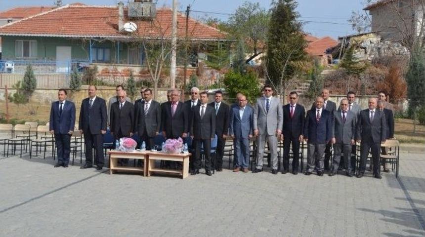 Kula'da Bilim Fuarı A&ccedil;ıldı