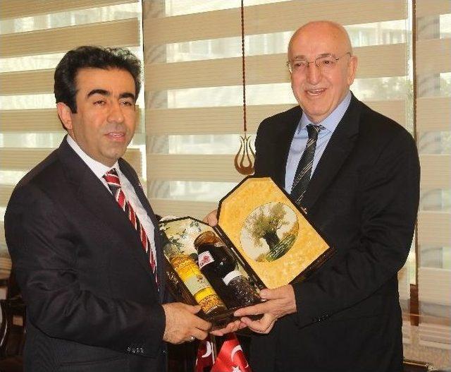 Vali Güzeloğlu Genel Müdür Aydoğan ı Makamında Kabul Etti 2