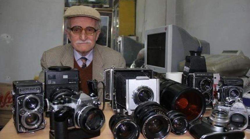 Objektiften Aynaya Yansıyan Tarih Bu Dükkanda