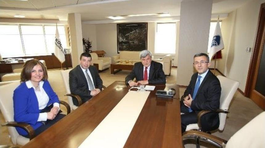 Başkan Tebrikleri Kabul Etmeye Devam Ediyor